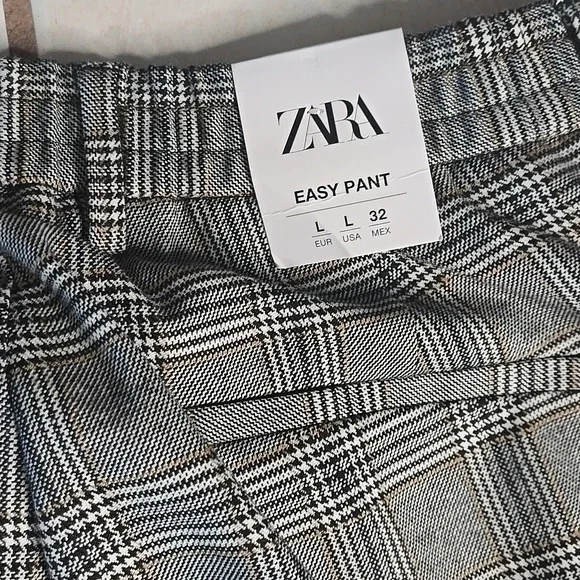 Zara Men's Black and White Checkered Dress Pants - Picture 7 of 7